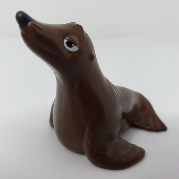 Disney Finding Dory Sea Lion Rudder Toy Figure - Picture 13 of 13